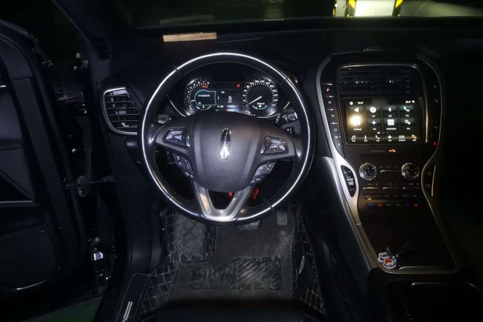 Used Lincoln MKX 2017 2.0T Four-Wheel Drive Zunya Edition Steering Wheel