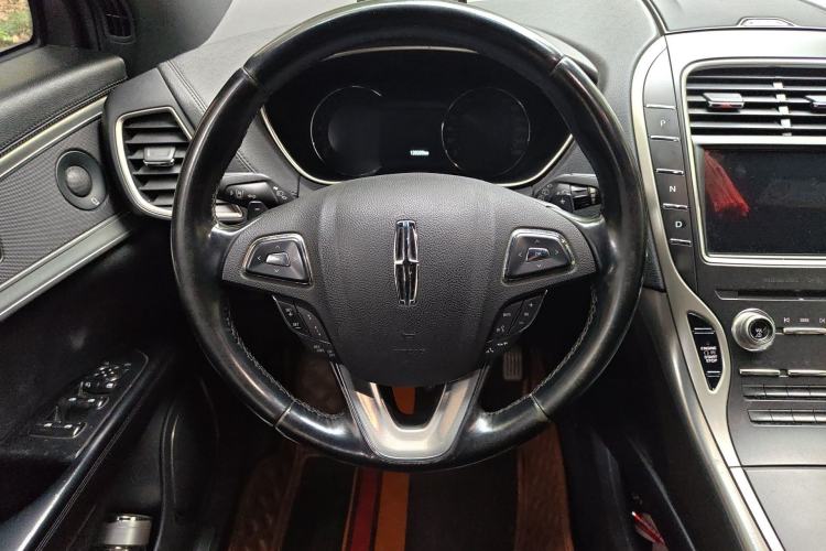 Used Lincoln MKX 2017 2.0T Four-Wheel Drive Zunya Edition Steering Wheel