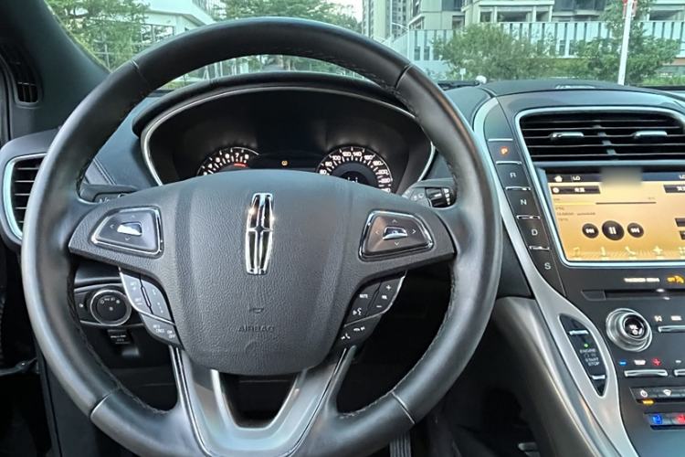 Used Lincoln MKX 2017 2.0T Four-Wheel Drive Zunya Edition Steering Wheel