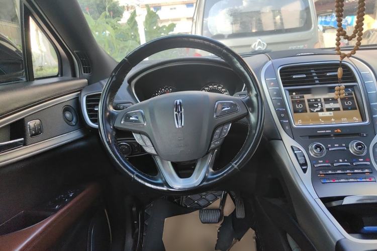 Used Lincoln MKX 2017 2.0T Four-Wheel Drive Zunya Edition Steering Wheel