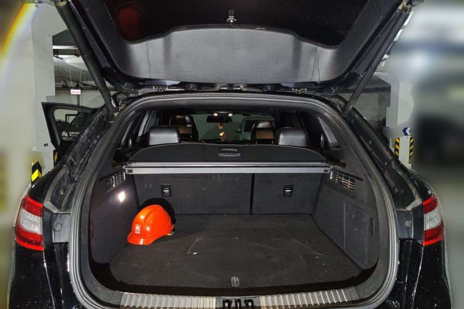 Used Lincoln MKX 2017 2.0T Four-Wheel Drive Zunya Edition Trunk