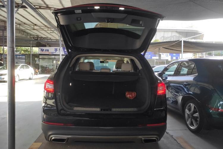 Used Lincoln MKX 2017 2.0T Two-Wheel Drive Deluxe Edition Trunk