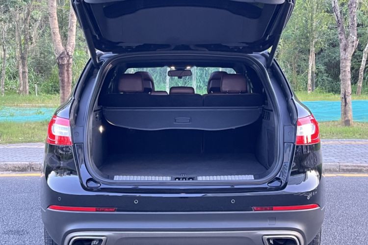 Used Lincoln MKX 2017 2.0T Four-Wheel Drive Zunya Edition Trunk