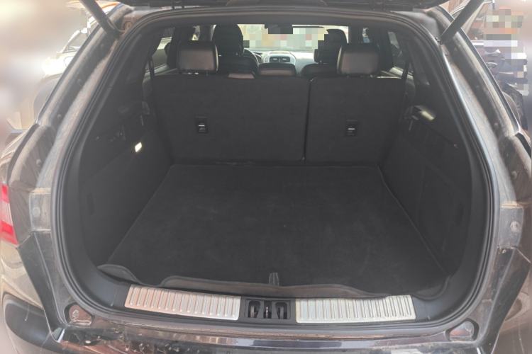 Used Lincoln MKX 2017 2.0T Two-Wheel Drive Deluxe Edition Trunk
