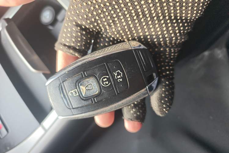 Used Lincoln MKX 2017 2.0T Two-Wheel Drive Deluxe Edition Vehicle Key