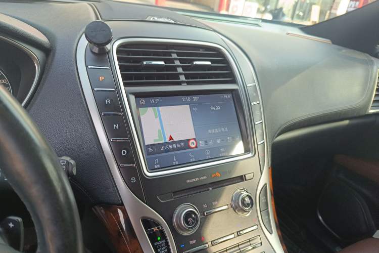 Used Lincoln MKX 2017 2.7T Four-Wheel Drive Prestige Edition Audio And AC Panel