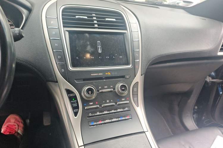 Used Lincoln MKX 2017 2.0T Four-Wheel Drive Zunya Edition Audio And AC Panel