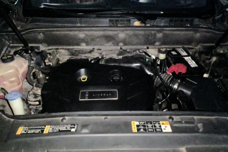 Used Lincoln MKX 2017 2.0T Four-Wheel Drive Zunya Edition Engine Bay