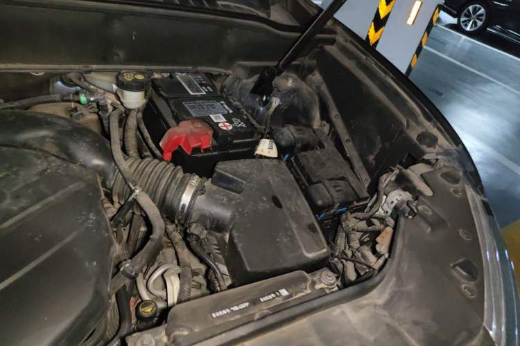 Used Lincoln MKX 2017 2.0T Four-Wheel Drive Zunya Edition Engine Bay Left