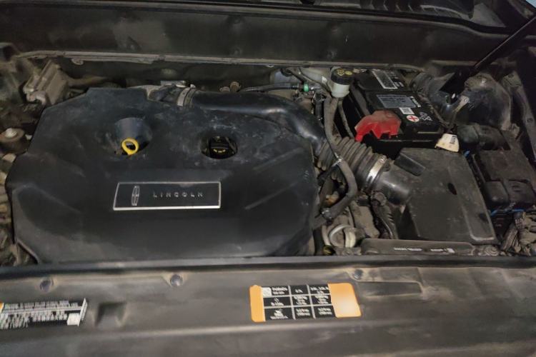 Used Lincoln MKX 2017 2.0T Four-Wheel Drive Zunya Edition Engine Bay