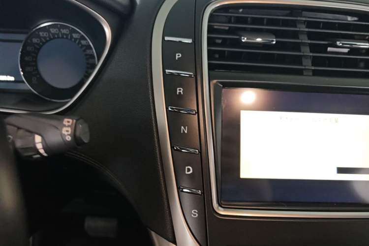 Used Lincoln MKX 2017 2.0T Four-Wheel Drive Zunya Edition Gear Lever