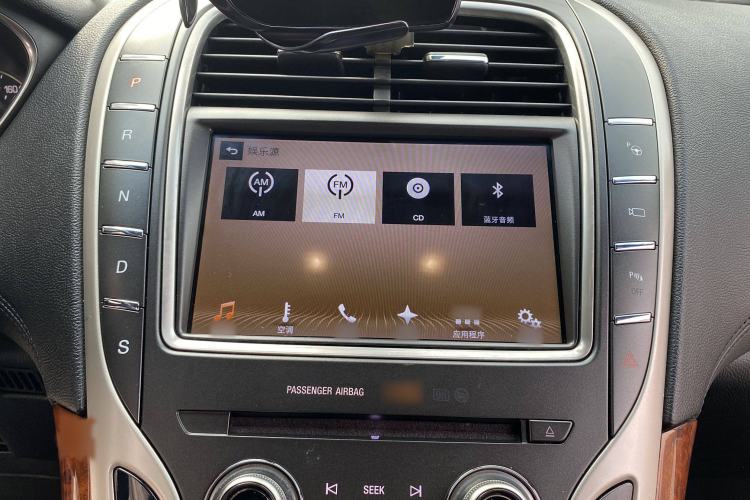 Used Lincoln MKX 2017 2.7T Four-Wheel Drive Prestige Edition Interior 4