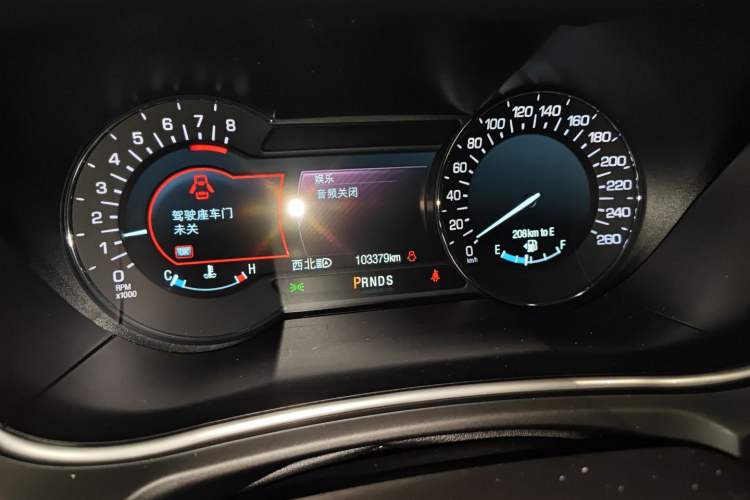 Used Lincoln MKX 2017 2.7T Four-Wheel Drive Prestige Edition Odometer Close Up
