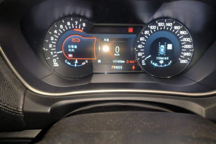 Used Lincoln MKX 2017 2.0T Four-Wheel Drive Zunya Edition Odometer Close Up