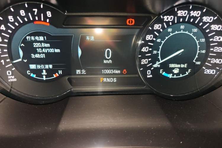 Used Lincoln MKX 2017 2.7T Four-Wheel Drive Prestige Edition Odometer Close Up