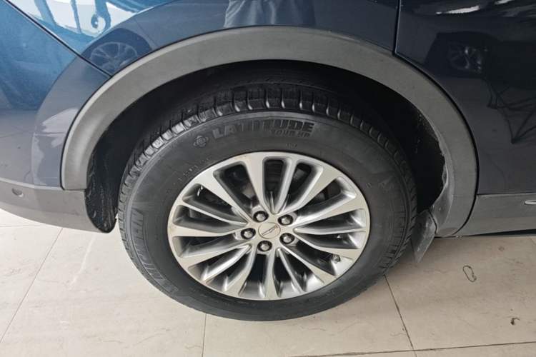 Used Lincoln MKX 2017 2.0T Four-Wheel Drive Zunya Edition Right Rear Wheel Hub