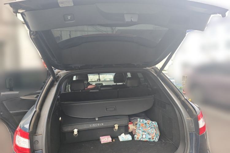 Used Lincoln MKX 2017 2.0T Four-Wheel Drive Zunya Edition Trunk