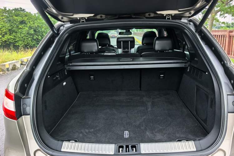 Used Lincoln MKX 2017 2.0T Two-Wheel Drive Deluxe Edition Interior 11