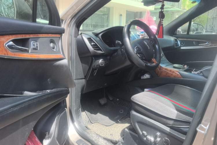 Used Lincoln MKX 2017 2.7T Four-Wheel Drive Prestige Edition Driver Seat