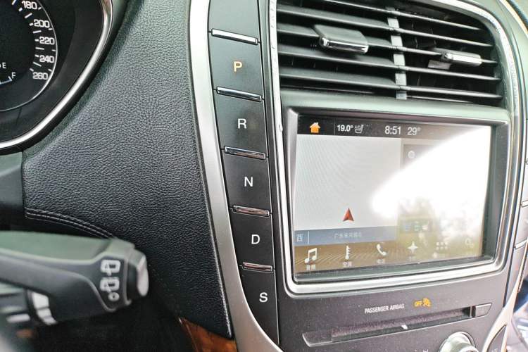 Used Lincoln MKX 2017 2.7T Four-Wheel Drive Prestige Edition Gear Lever