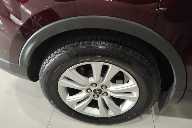 Used Lincoln MKX 2017 2.0T Two-Wheel Drive Deluxe Edition Exterior 3