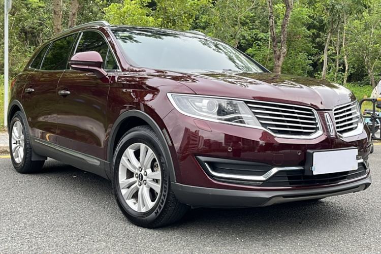 Used Lincoln MKX 2017 2.0T Two-Wheel Drive Deluxe Edition Exterior 6