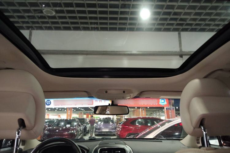Used Lincoln MKX 2017 2.0T Two-Wheel Drive Deluxe Edition Headliner
