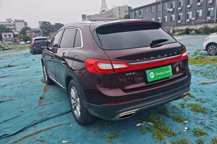 Used Lincoln MKX 2017 2.0T Two-Wheel Drive Deluxe Edition Rear Left 45 Deg