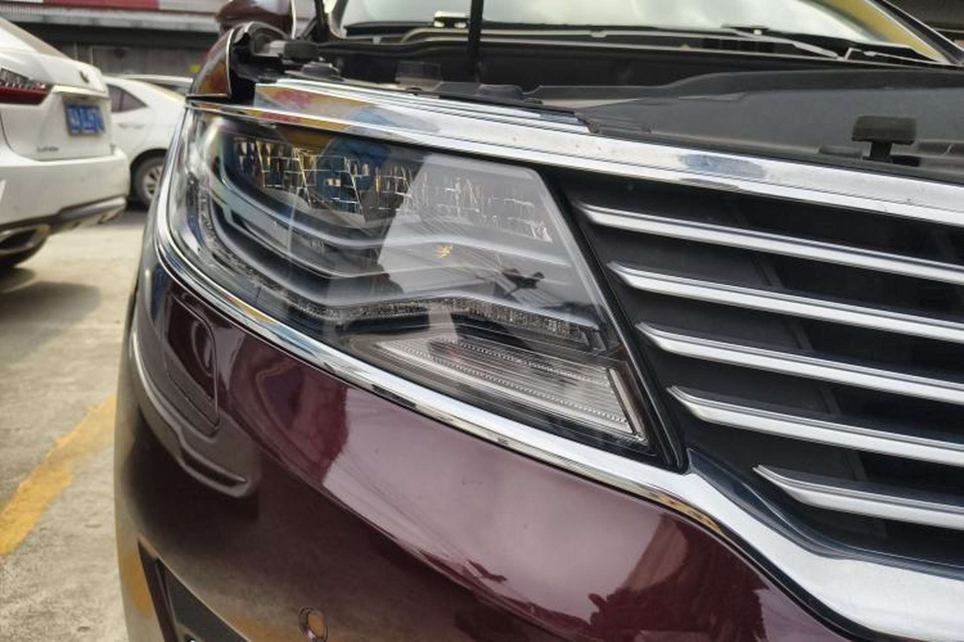 Used Lincoln MKX 2017 2.7T Four-Wheel Drive Prestige Edition Right Front Headlight
