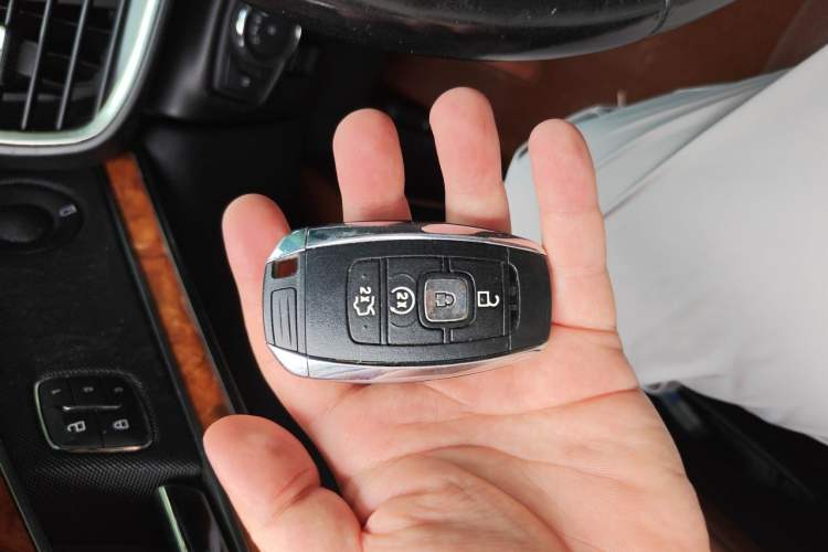 Used Lincoln MKX 2017 2.7T Four-Wheel Drive Prestige Edition Vehicle Key