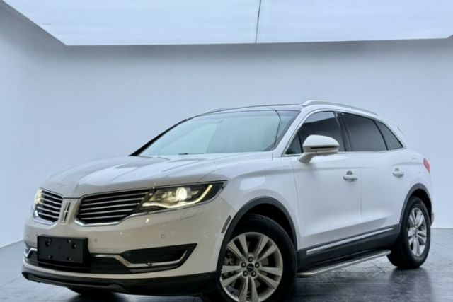 Used Lincoln MKX 2017 2.0T Two-Wheel Drive Deluxe Edition