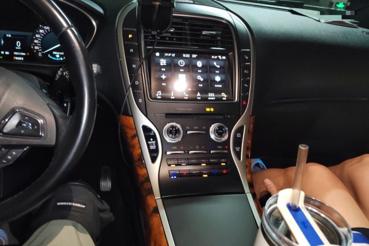 Used Lincoln MKX 2017 2.7T Four-Wheel Drive Prestige Edition Audio And AC Panel