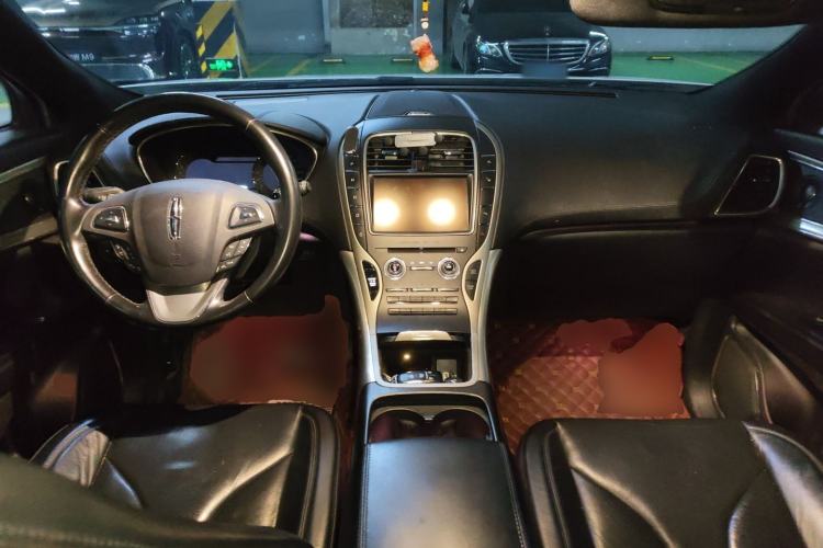 Used Lincoln MKX 2017 2.0T Four-Wheel Drive Zunya Edition Center Console