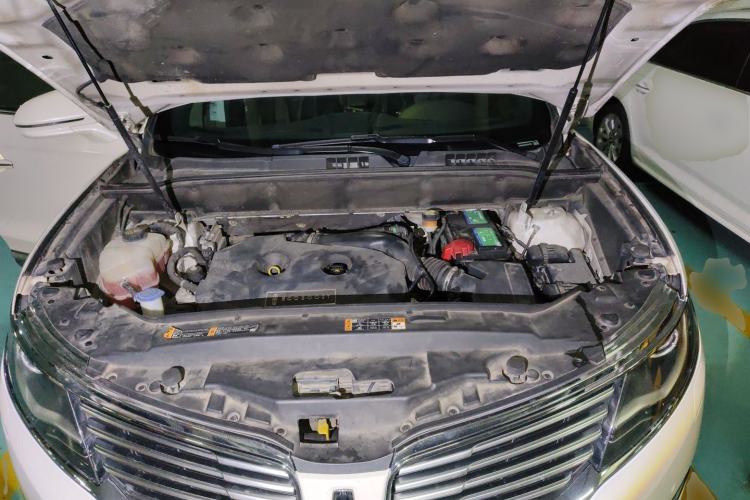 Used Lincoln MKX 2017 2.0T Four-Wheel Drive Zunya Edition Engine Bay