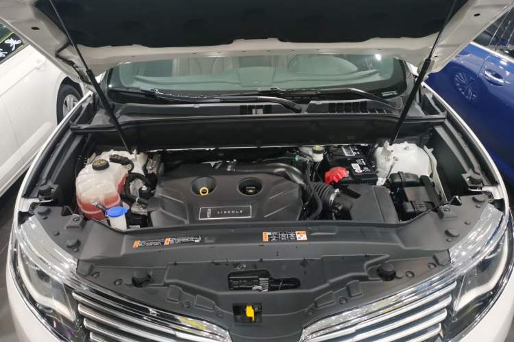 Used Lincoln MKX 2017 2.0T Four-Wheel Drive Zunya Edition Engine Bay