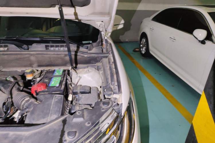 Used Lincoln MKX 2017 2.0T Four-Wheel Drive Zunya Edition Engine Bay Left
