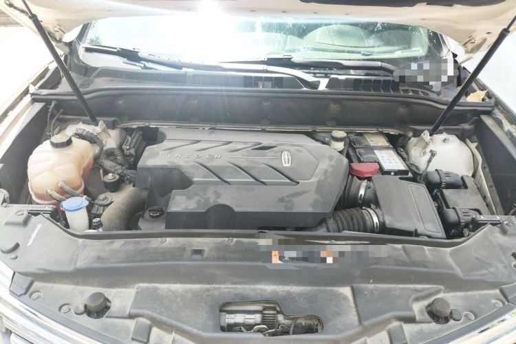 Used Lincoln MKX 2017 2.7T Four-Wheel Drive Prestige Edition Engine Bay