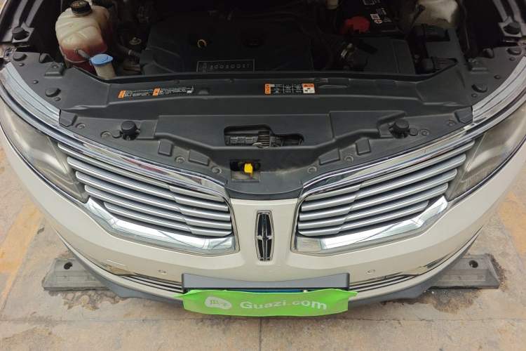 Used Lincoln MKX 2017 2.0T Four-Wheel Drive Zunya Edition Engine Bay