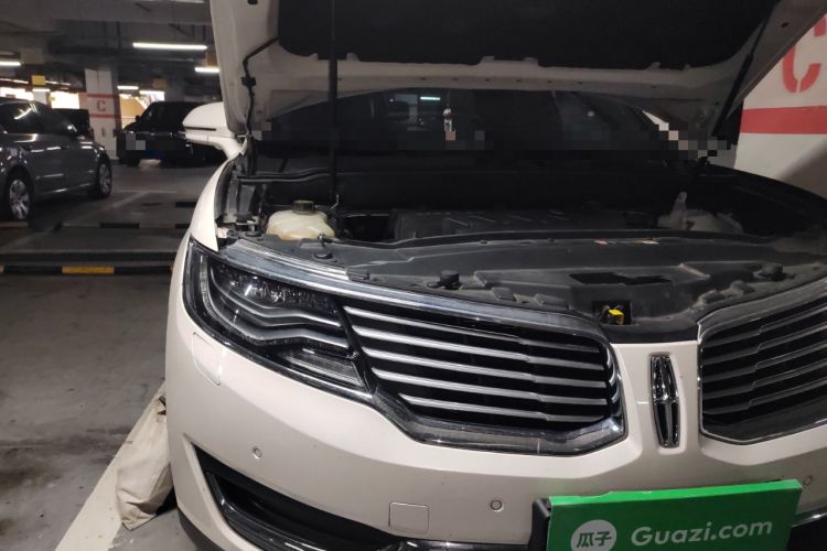 Used Lincoln MKX 2017 2.7T Four-Wheel Drive Prestige Edition Engine Bay Right