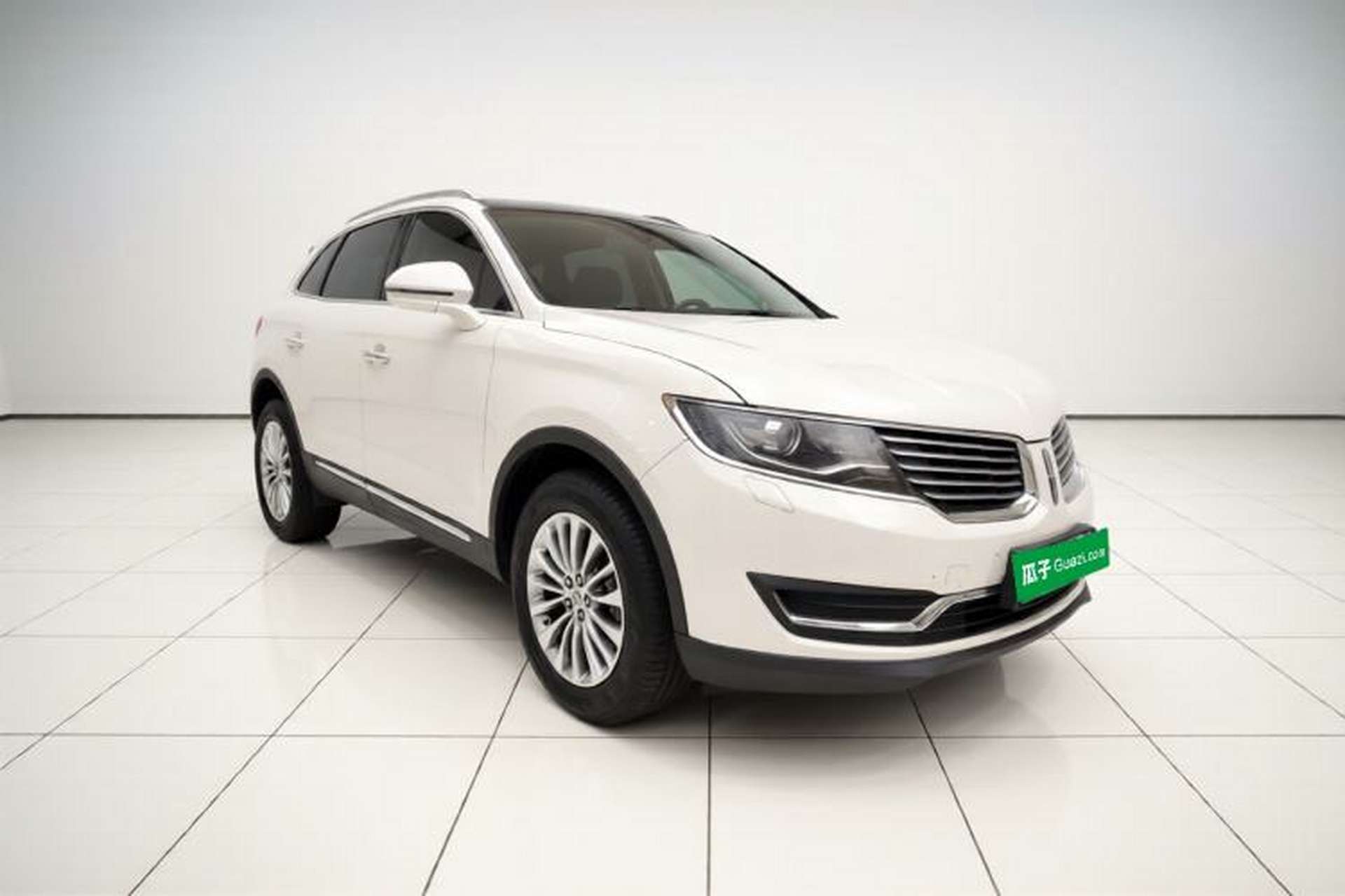 Used Lincoln MKX 2017 2.0T Four-Wheel Drive Zunya Edition Exterior 2