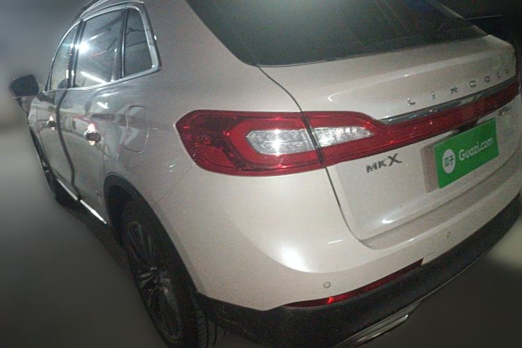 Used Lincoln MKX 2017 2.7T Four-Wheel Drive Prestige Edition Exterior 3