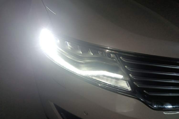 Used Lincoln MKX 2017 2.7T Four-Wheel Drive Prestige Edition Exterior 6