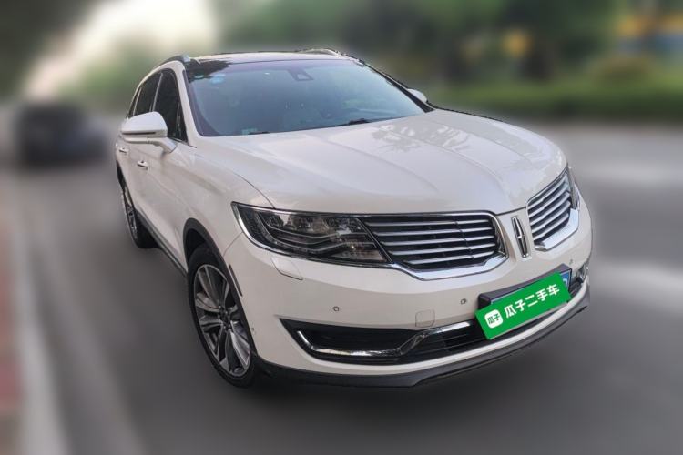 Used Lincoln MKX 2017 2.7T Four-Wheel Drive Prestige Edition Front Right 45 Deg