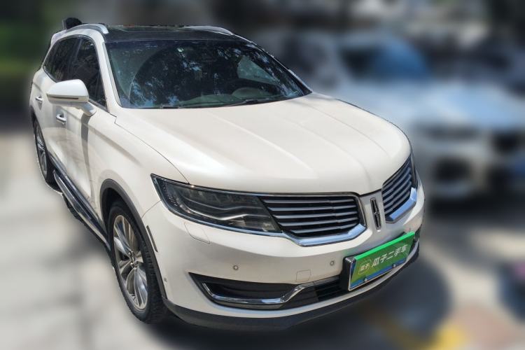 Used Lincoln MKX 2017 2.7T Four-Wheel Drive Prestige Edition Front Right 45 Deg