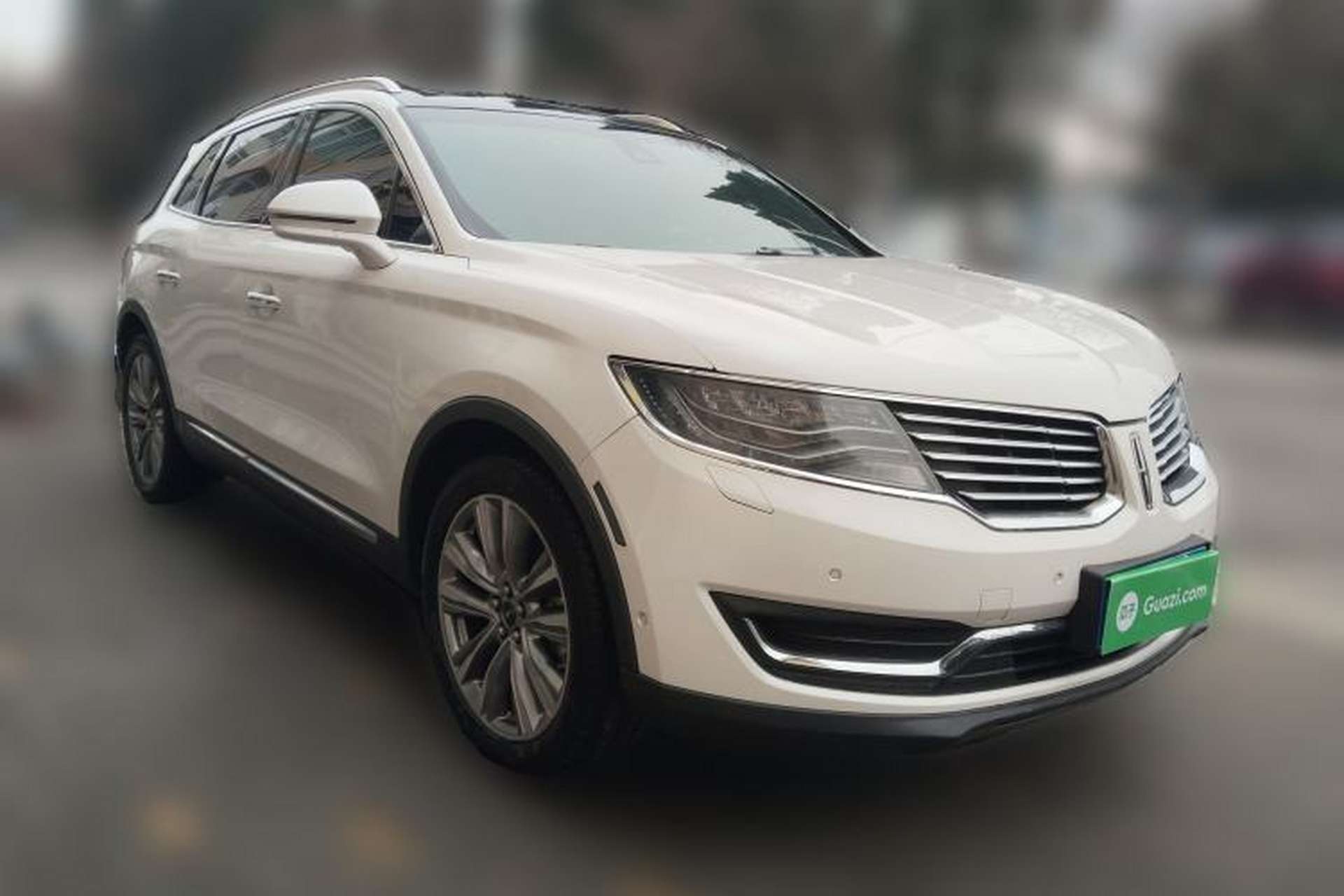 Used Lincoln MKX 2017 2.7T Four-Wheel Drive Prestige Edition Front Right 45 Deg