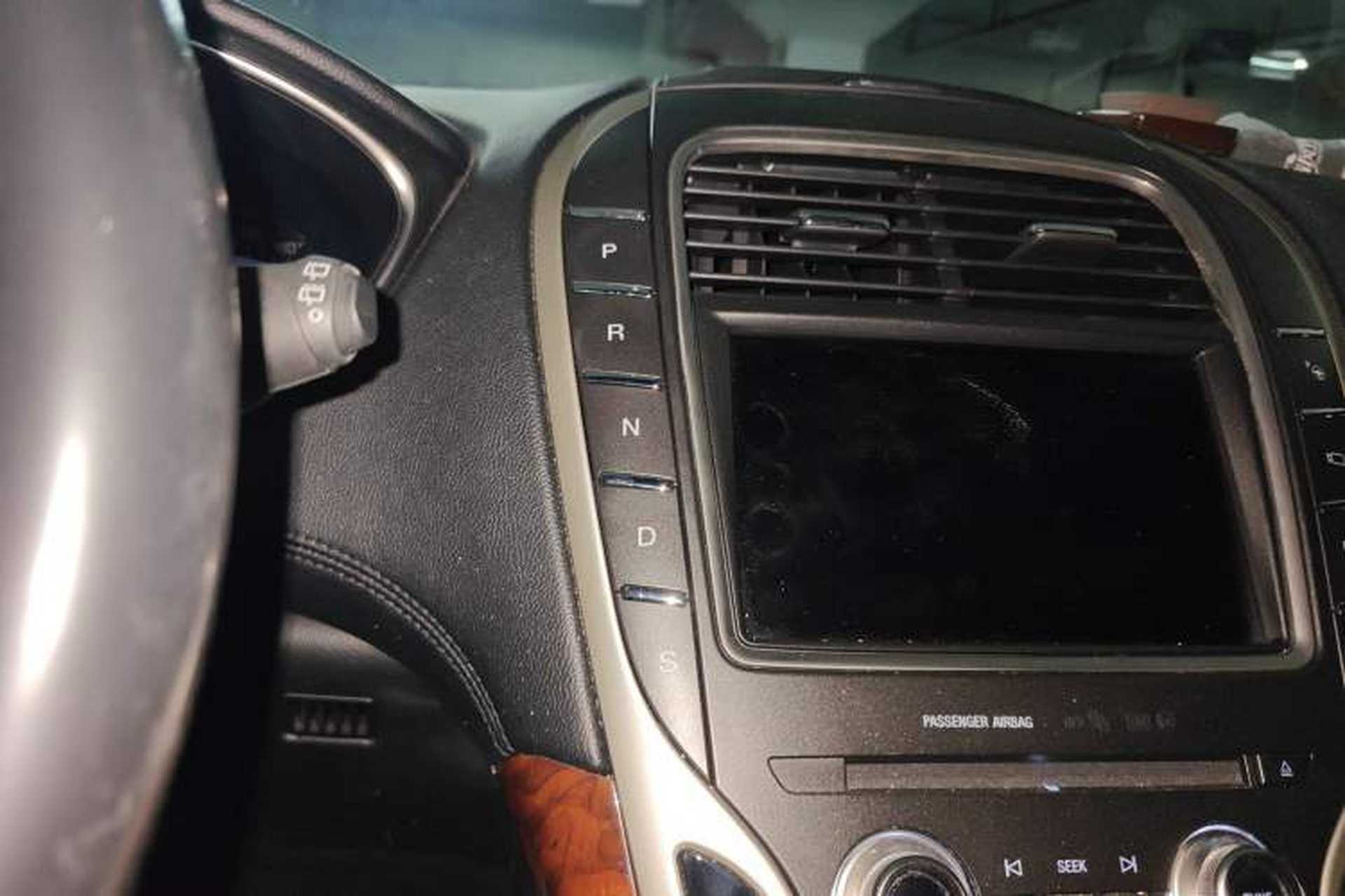 Used Lincoln MKX 2017 2.7T Four-Wheel Drive Prestige Edition Gear Lever