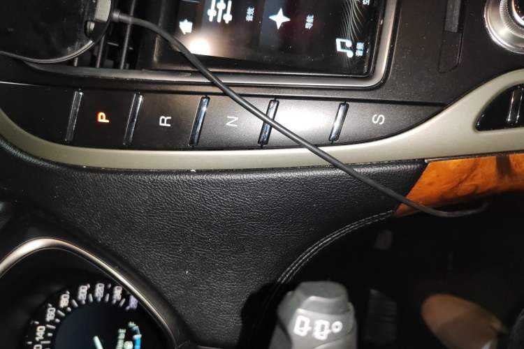 Used Lincoln MKX 2017 2.7T Four-Wheel Drive Prestige Edition Gear Lever