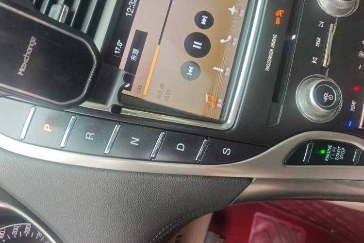 Used Lincoln MKX 2017 2.0T Two-Wheel Drive Deluxe Edition Gear Lever
