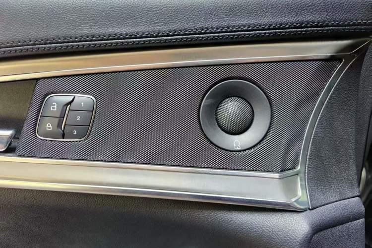 Used Lincoln MKX 2017 2.0T Four-Wheel Drive Zunya Edition Interior 1