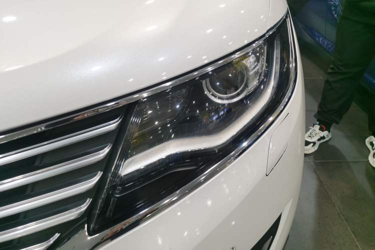 Used Lincoln MKX 2017 2.0T Four-Wheel Drive Zunya Edition Left Front Headlight